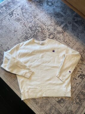 Champion Cream Crewneck Sweatshirt with Small Logo